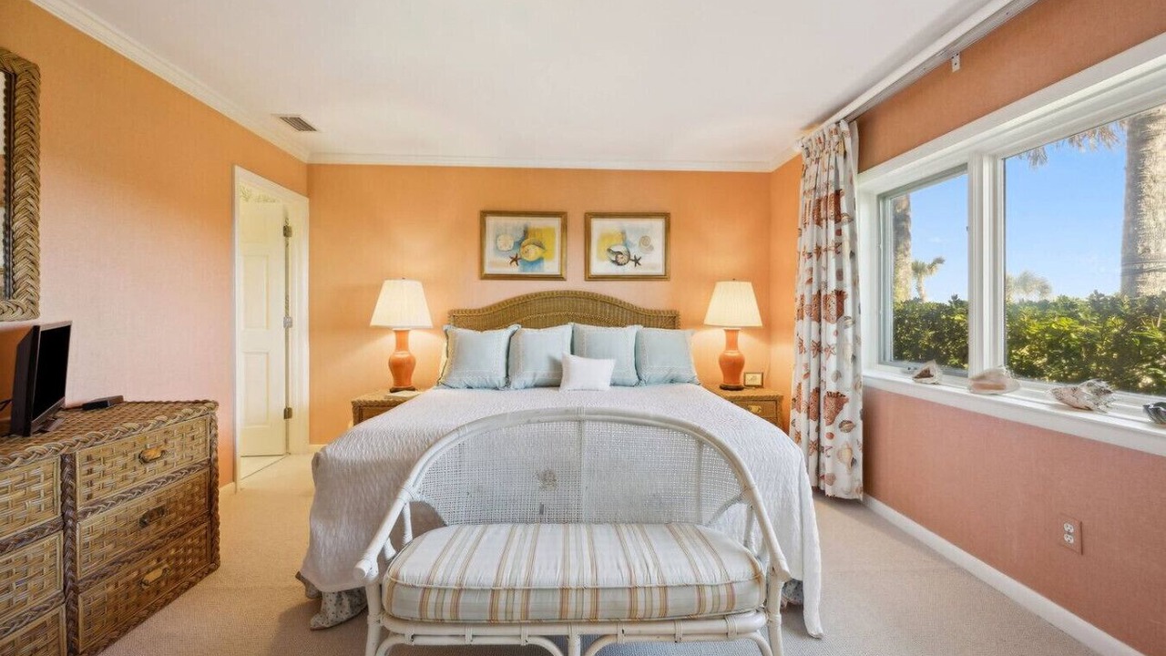 Photo of Bedroom in Jacksonville Beach
