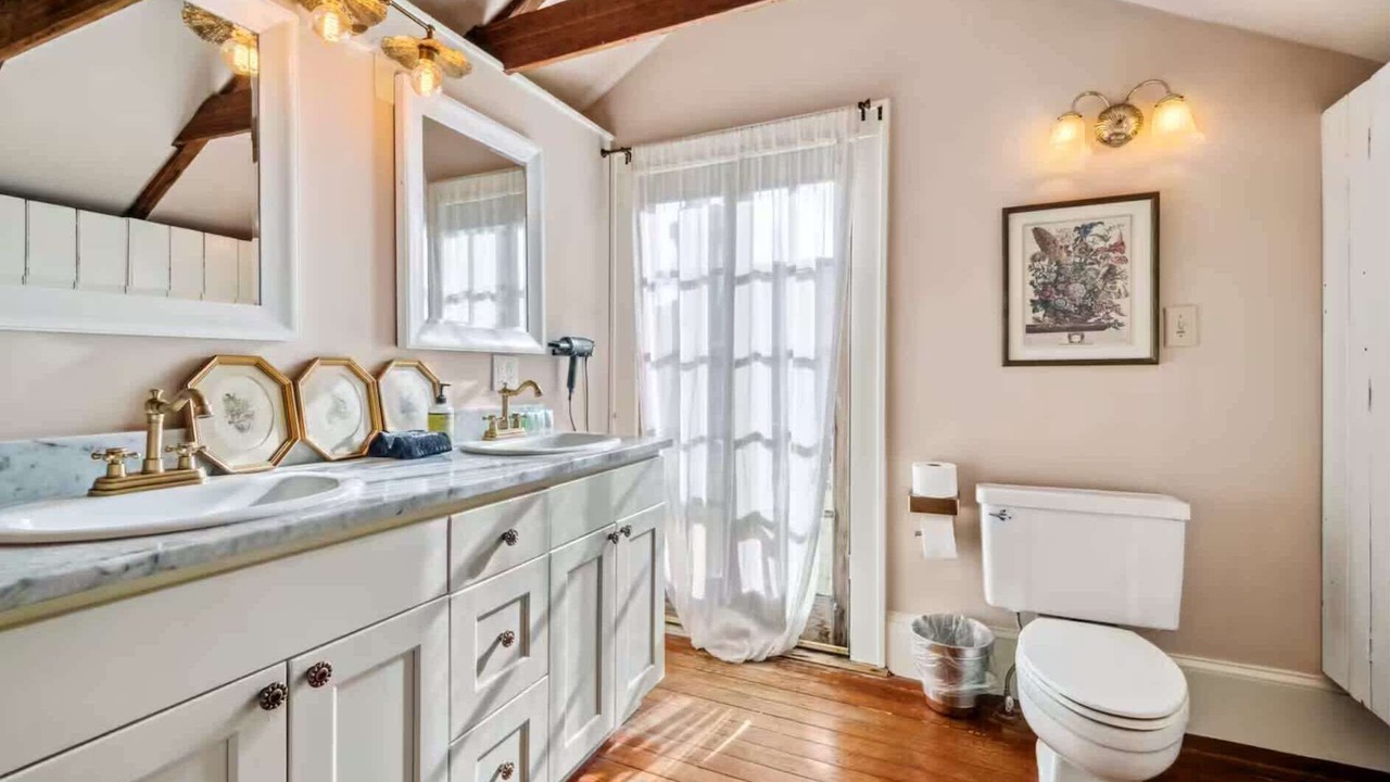 Photo of Bathroom in Faubourg Marigny