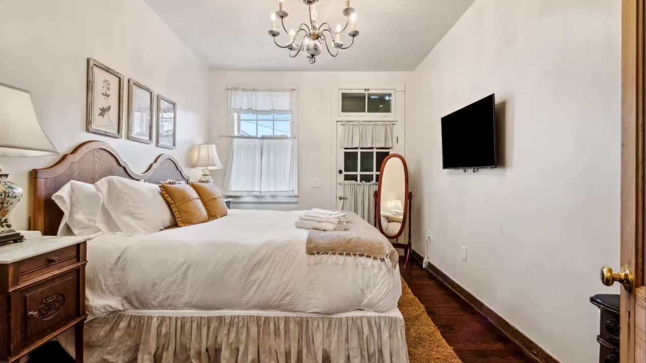 Photo of Bedroom in Faubourg Marigny