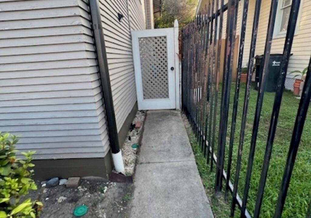 Photo of Outdoor in Mid-City