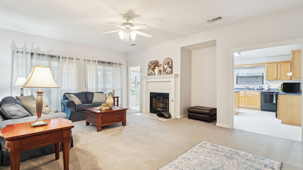 Photo of Livingroom in Slidell