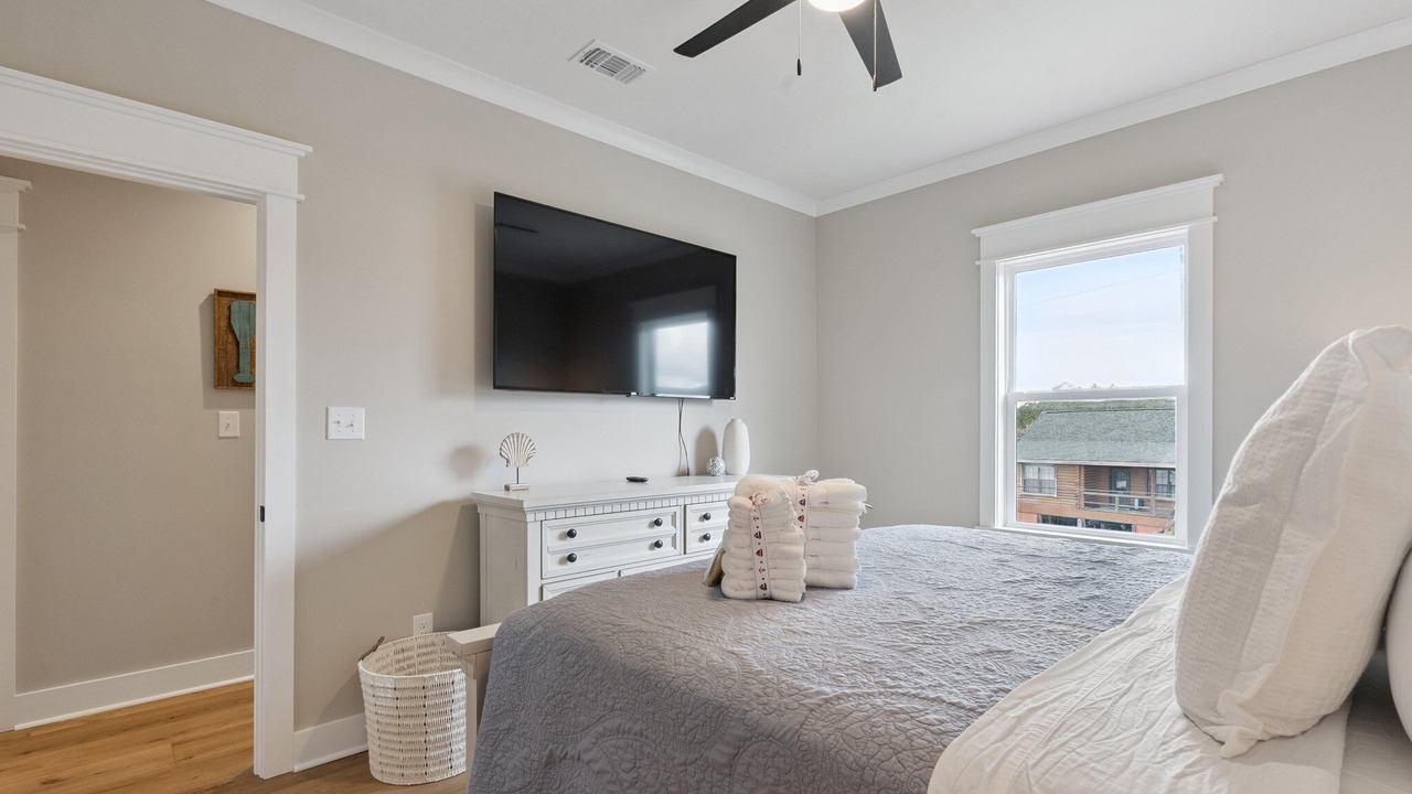 Photo of Bedroom in Shoreline Park