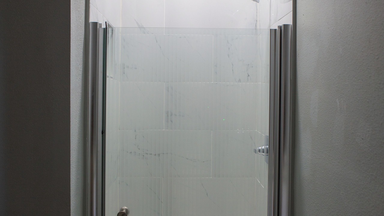Photo of Bathroom in Tulane - Gravier