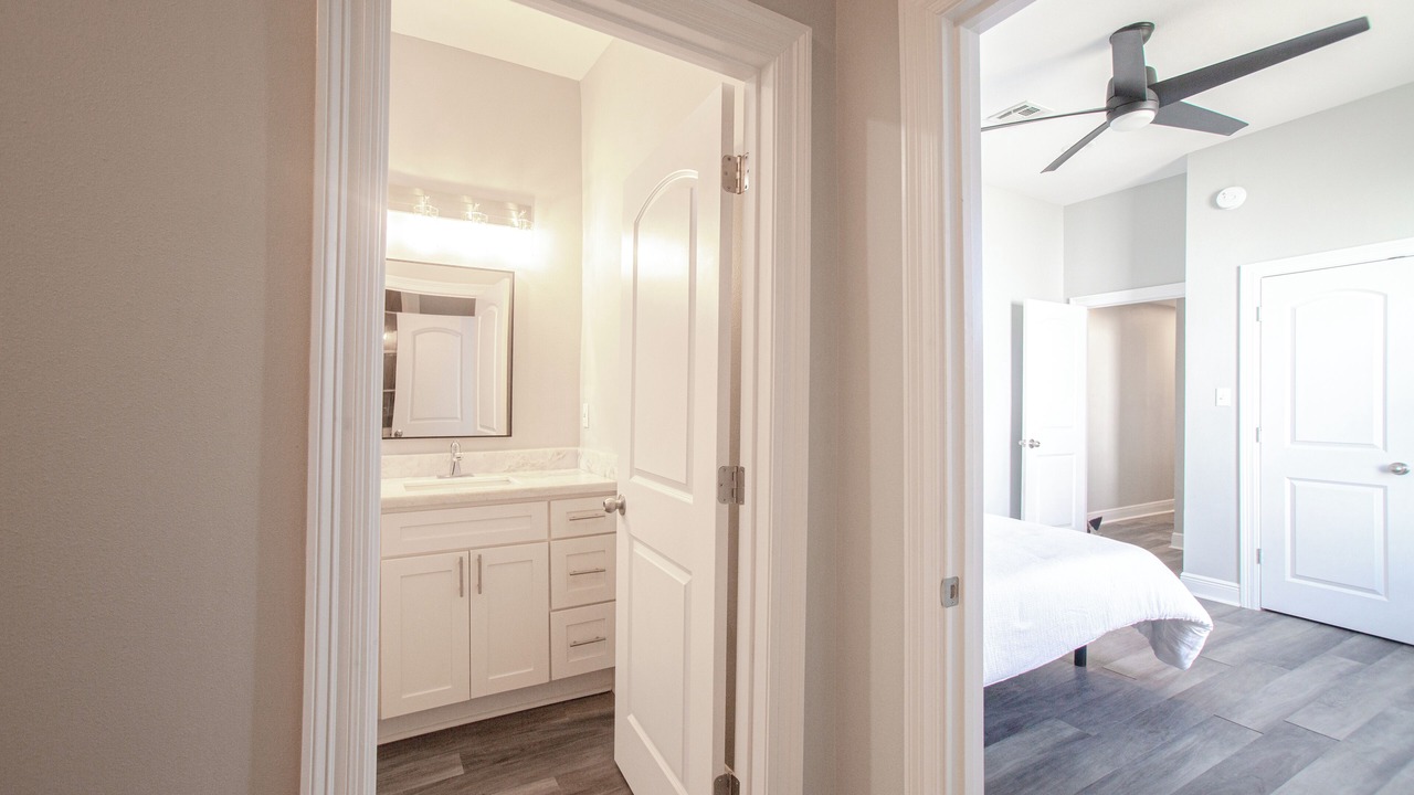 Photo of Bedroom in Tulane - Gravier