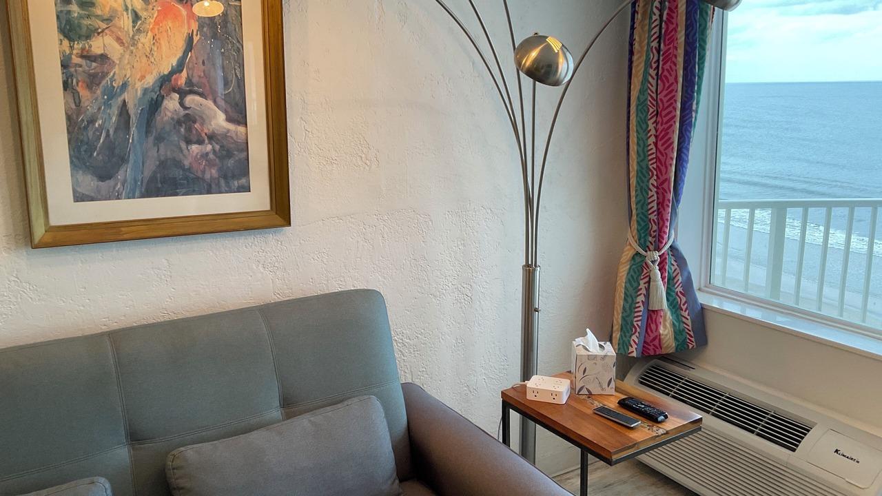 Photo of Livingroom in Lenox Park