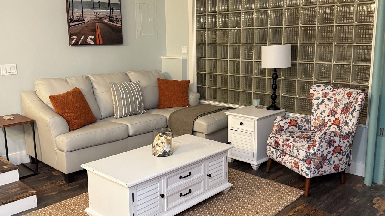 Photo of Livingroom in Fondren