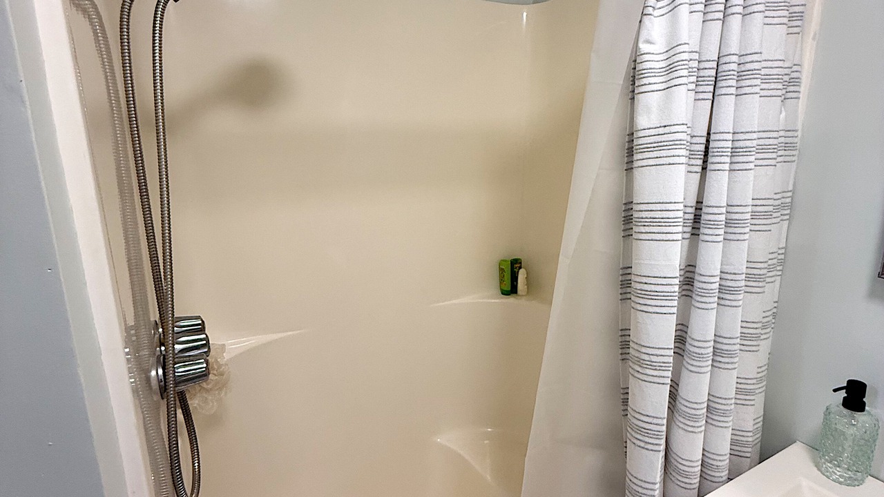 Photo of Bathroom in Pearl