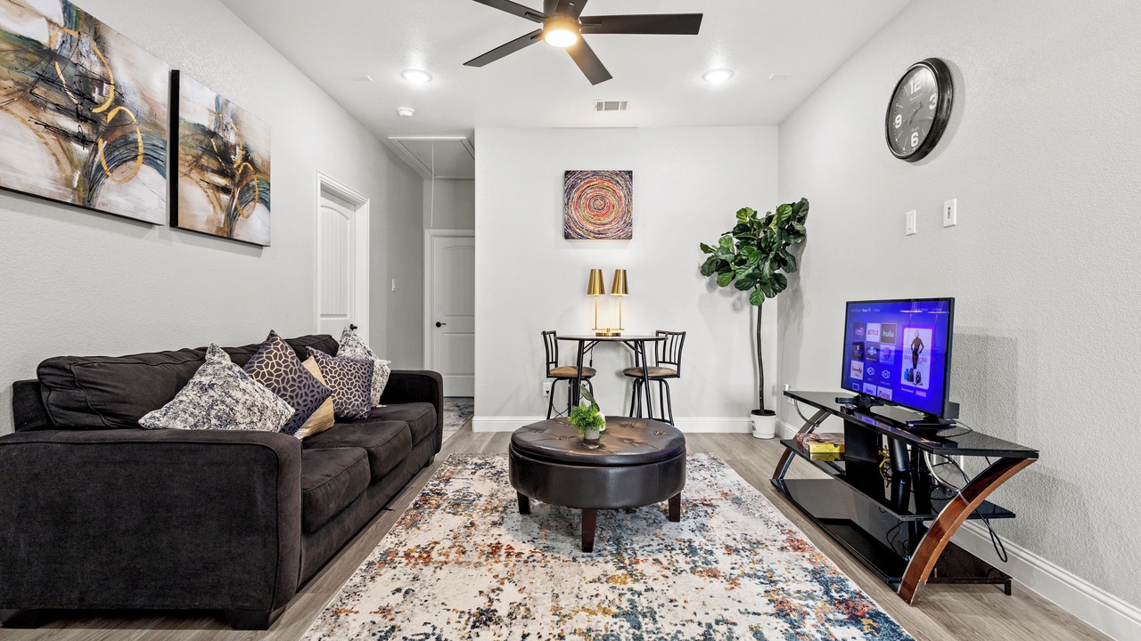 Photo of Livingroom in Grand Prairie