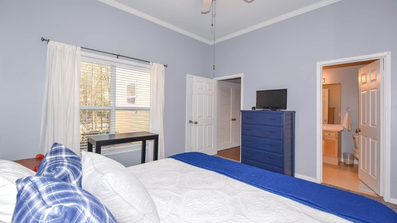 Photo of Bedroom in Dadeville