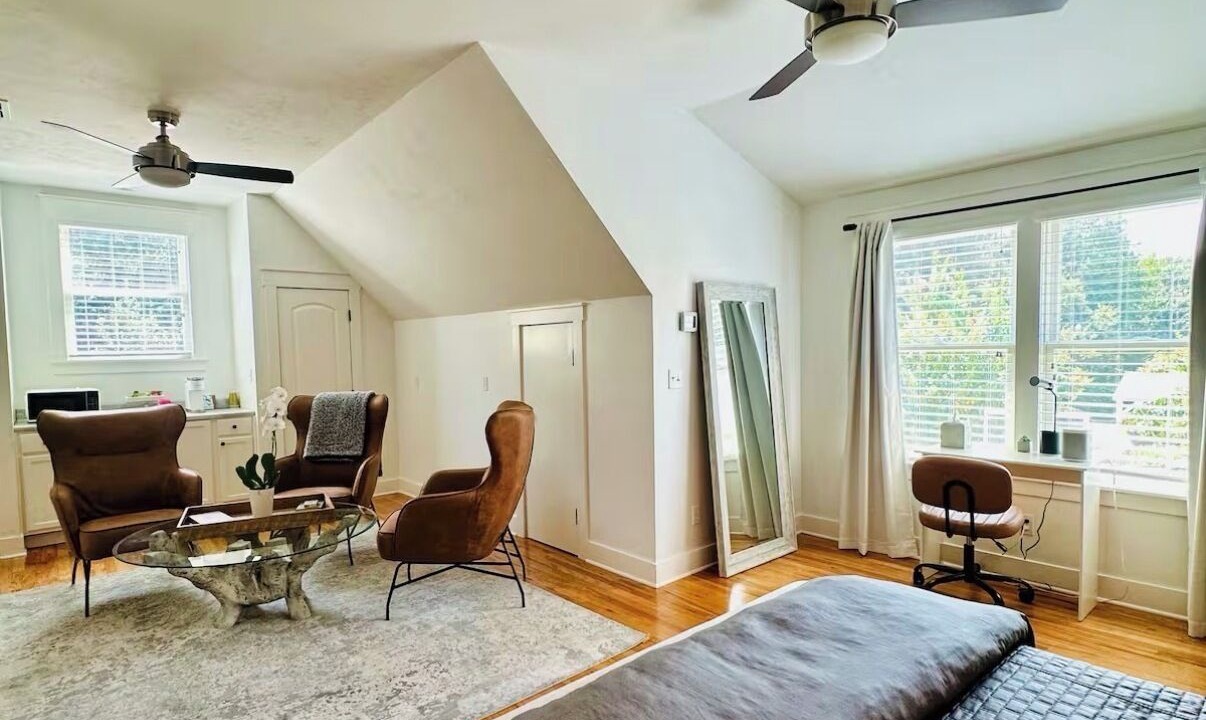 Photo of Bedroom in Tallahassee