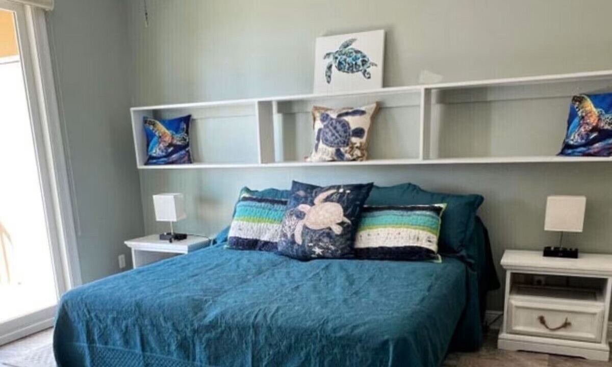 Photo of Bedroom in Henderson Point