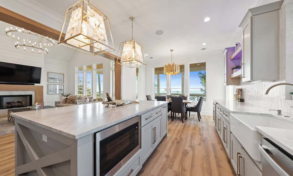 Photo of Kitchen in Cypremort Point