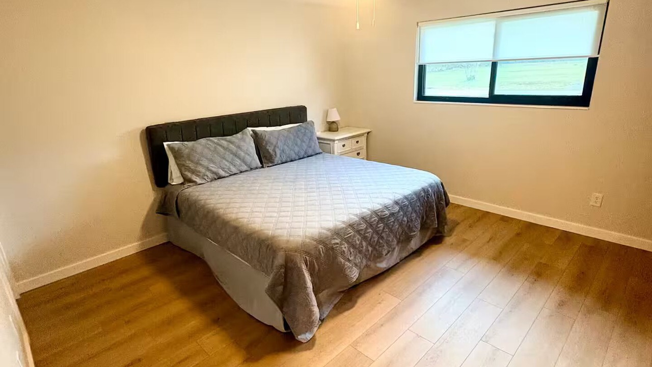 Photo of Bedroom in Ono Island
