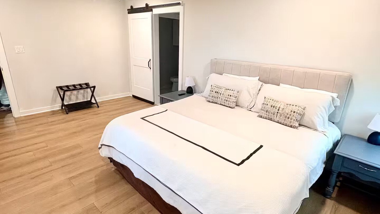 Photo of Bedroom in Ono Island