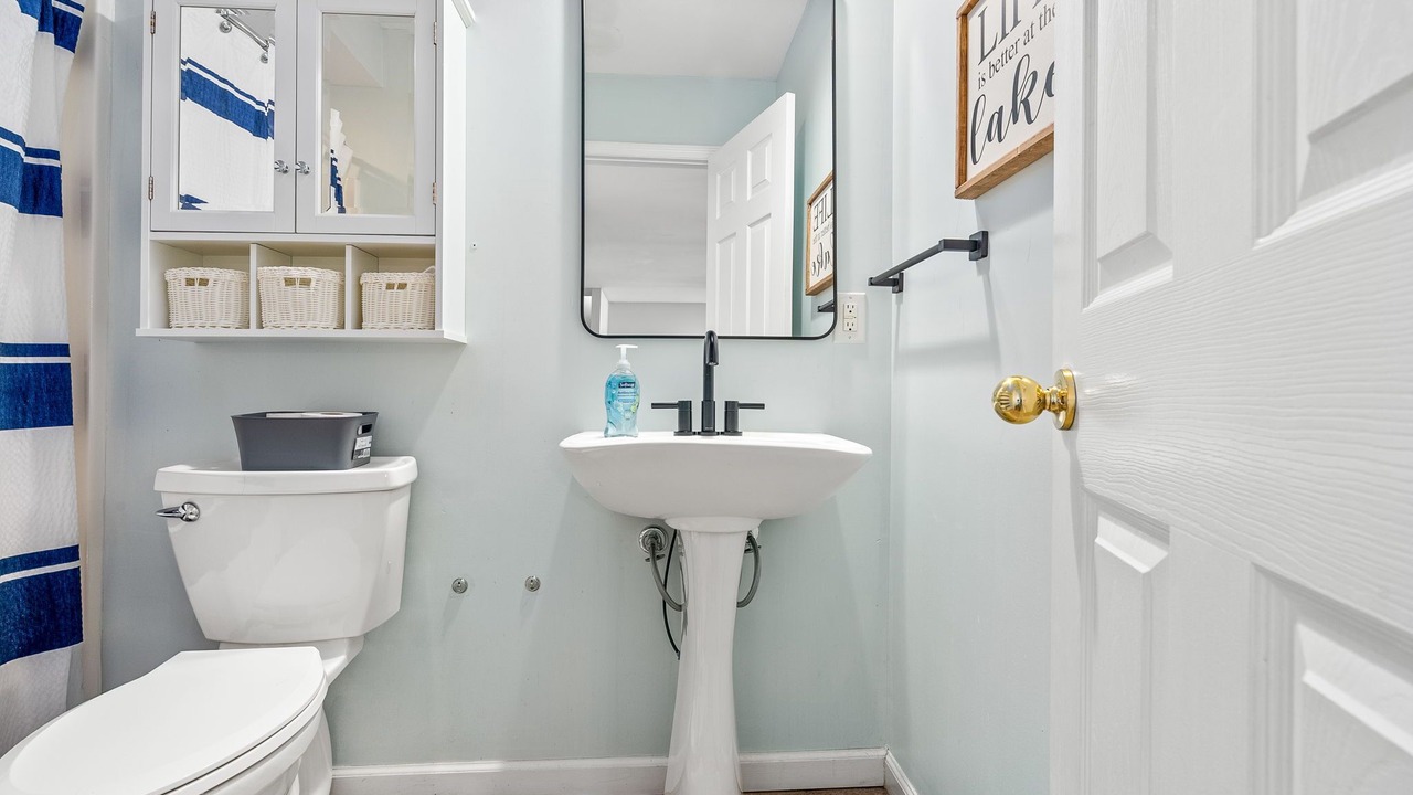 Photo of Bathroom in Dadeville