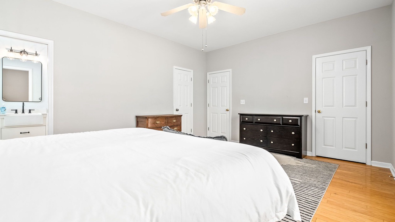 Photo of Bedroom in Dadeville