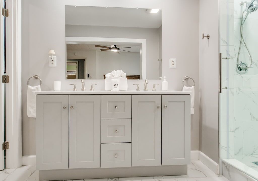 Photo of Bathroom in Ono Island