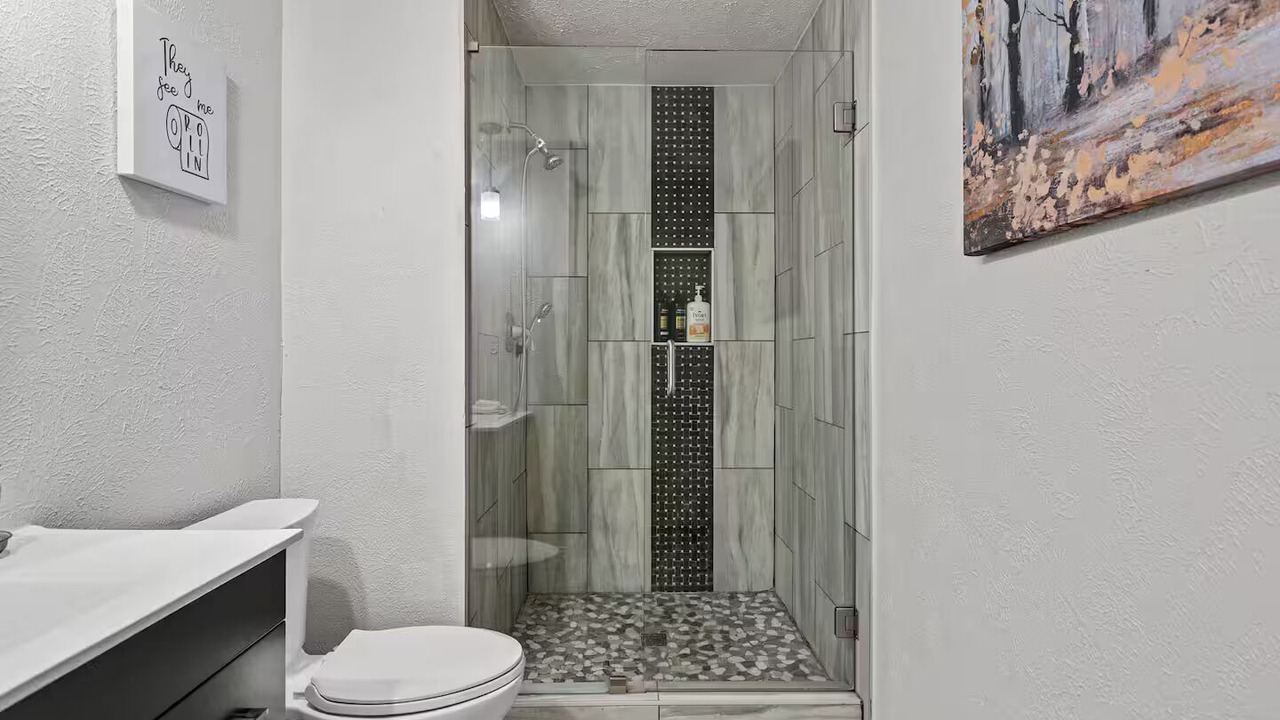 Photo of Bathroom in Northeast Carrollton