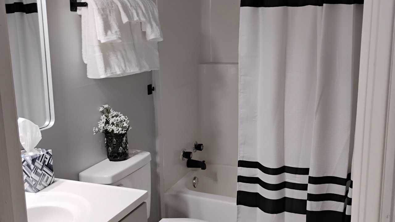 Photo of Bathroom in Crestline Heights