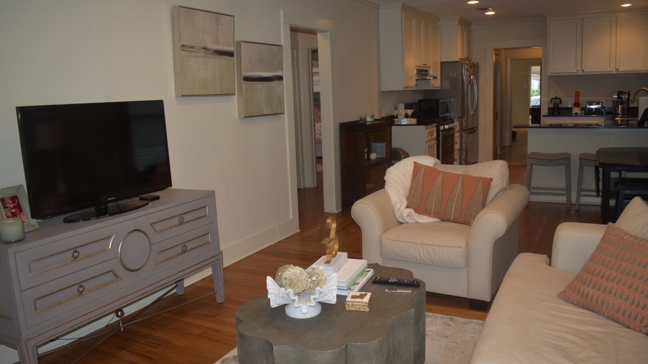 Photo of Livingroom in Mid City South
