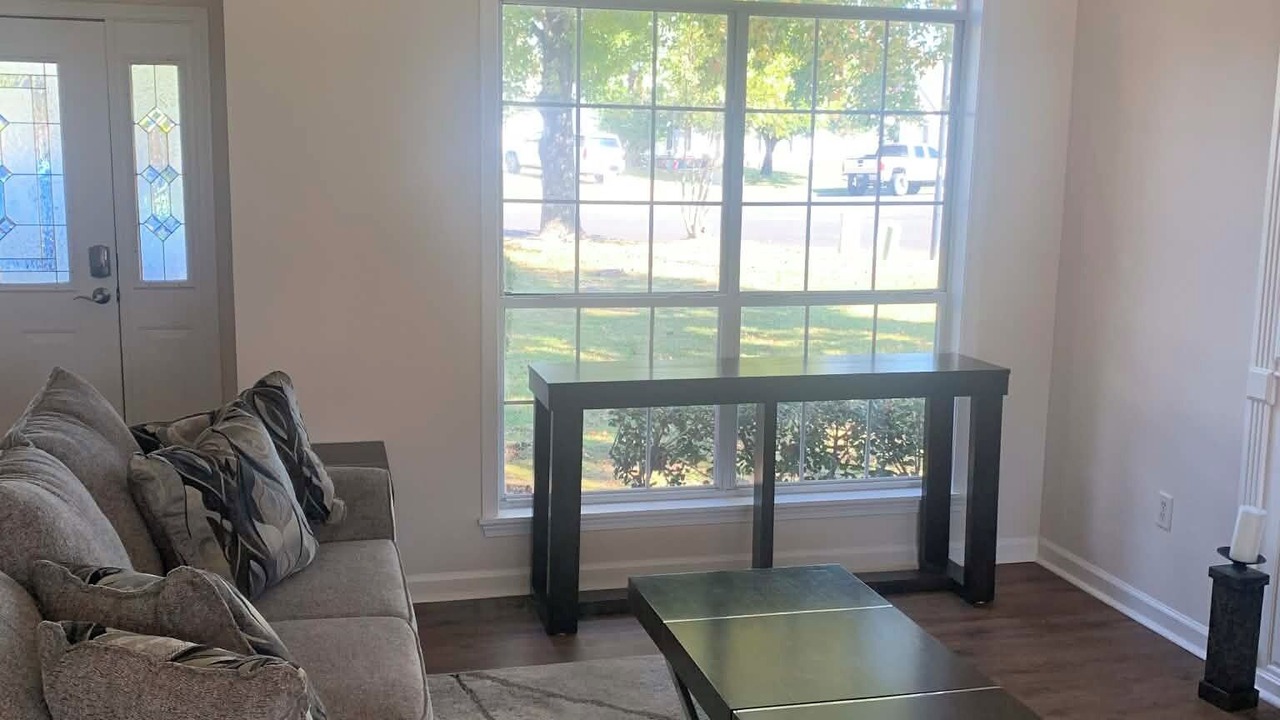 Photo of Livingroom in Northport