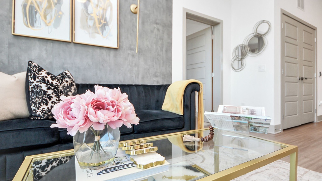 Photo of Livingroom in Braeswood Place