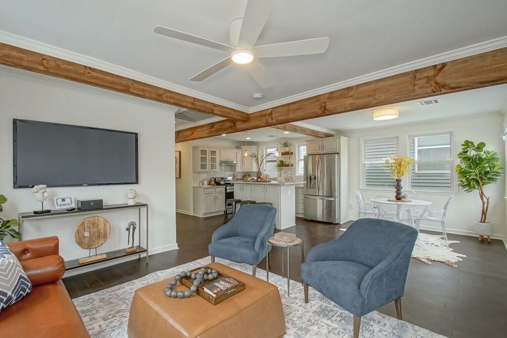 Photo of Livingroom in Broadmoor
