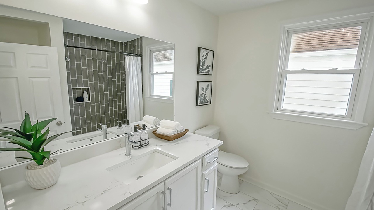 Photo of Bathroom in Broadmoor