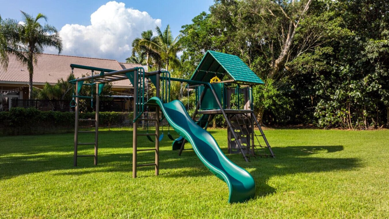 Photo of Others in Plantation