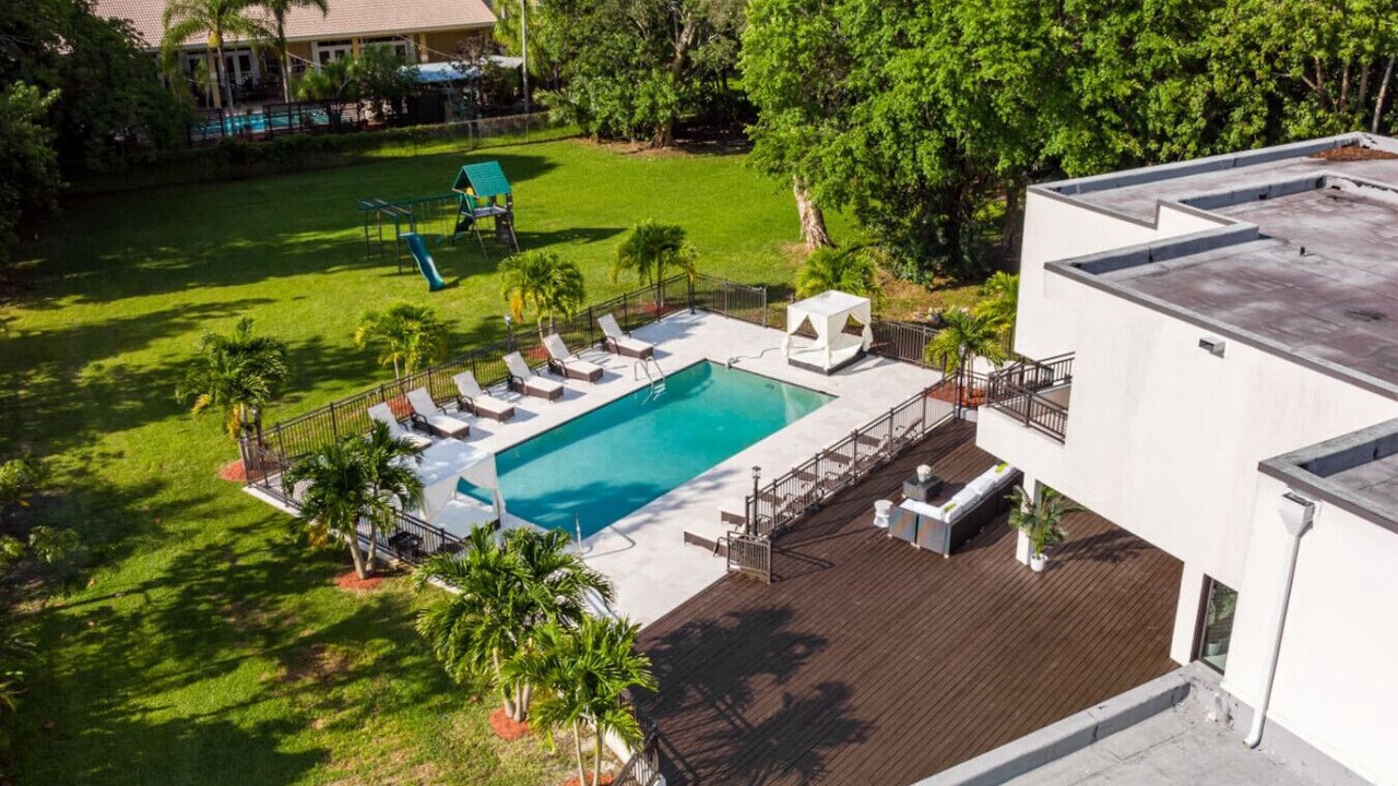 Photo of Outdoor in Plantation