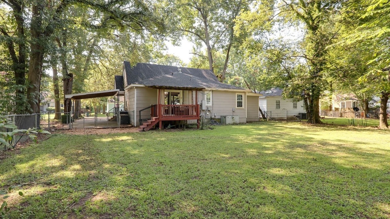 Photo of Outdoor in Greenwood