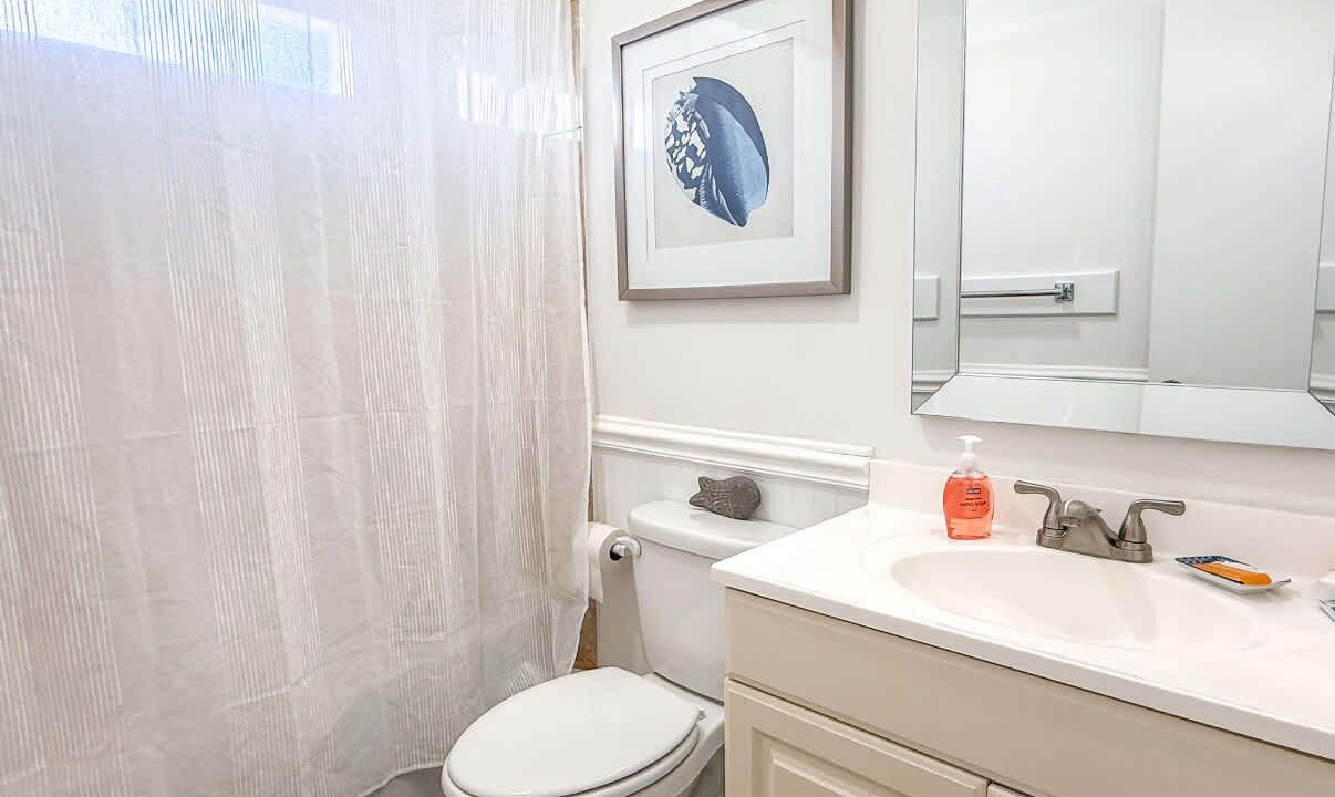 Photo of Bathroom in East End