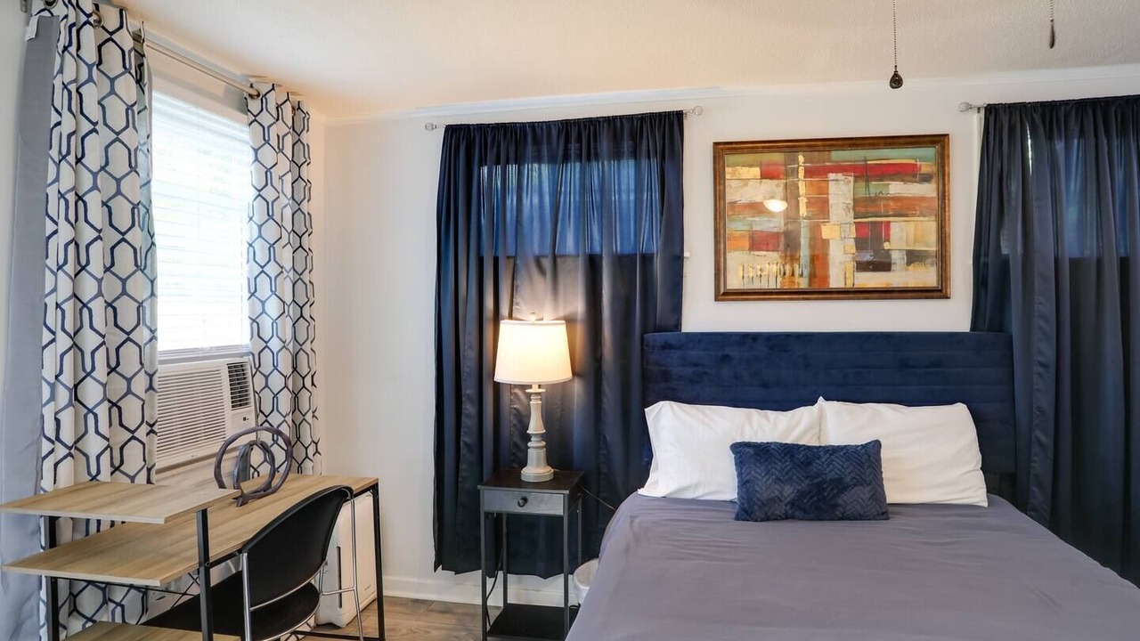 Photo of Bedroom in Greenwood