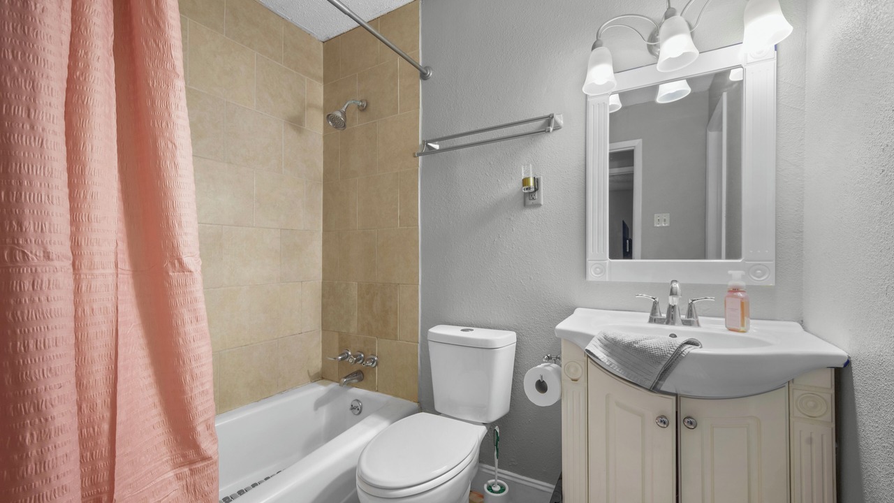 Photo of Bathroom in Leesville