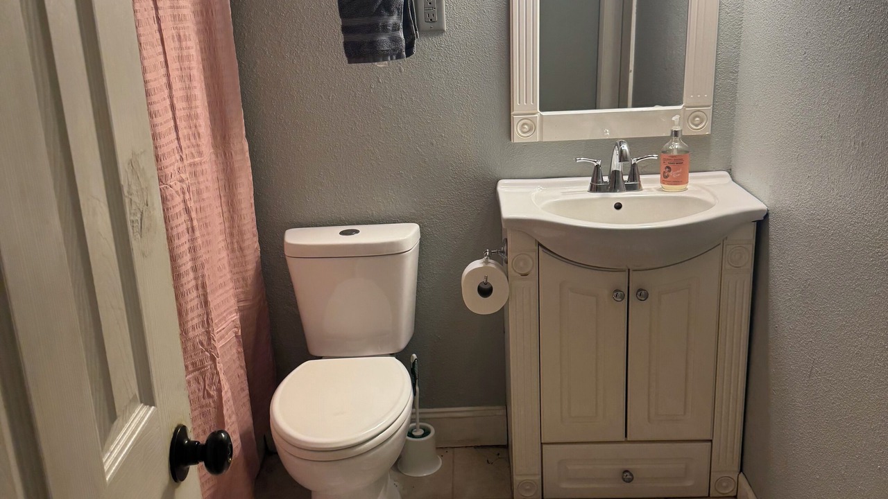 Photo of Bathroom in Leesville