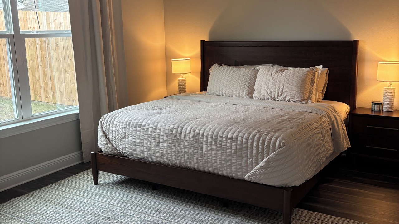 Photo of Bedroom in Ono Island
