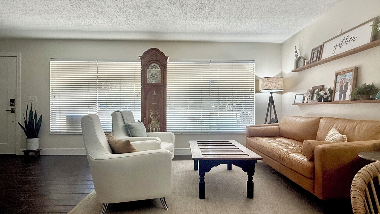 Photo of Livingroom in Titusville
