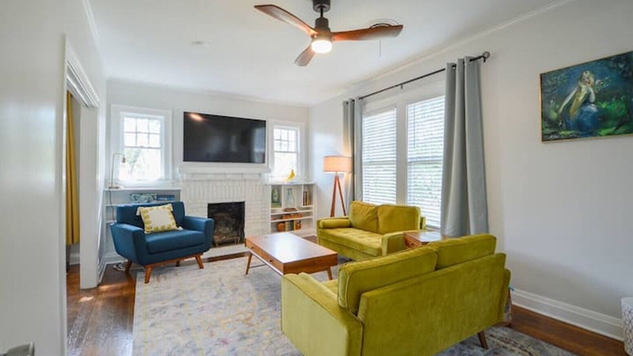 Photo of Livingroom in Starkville