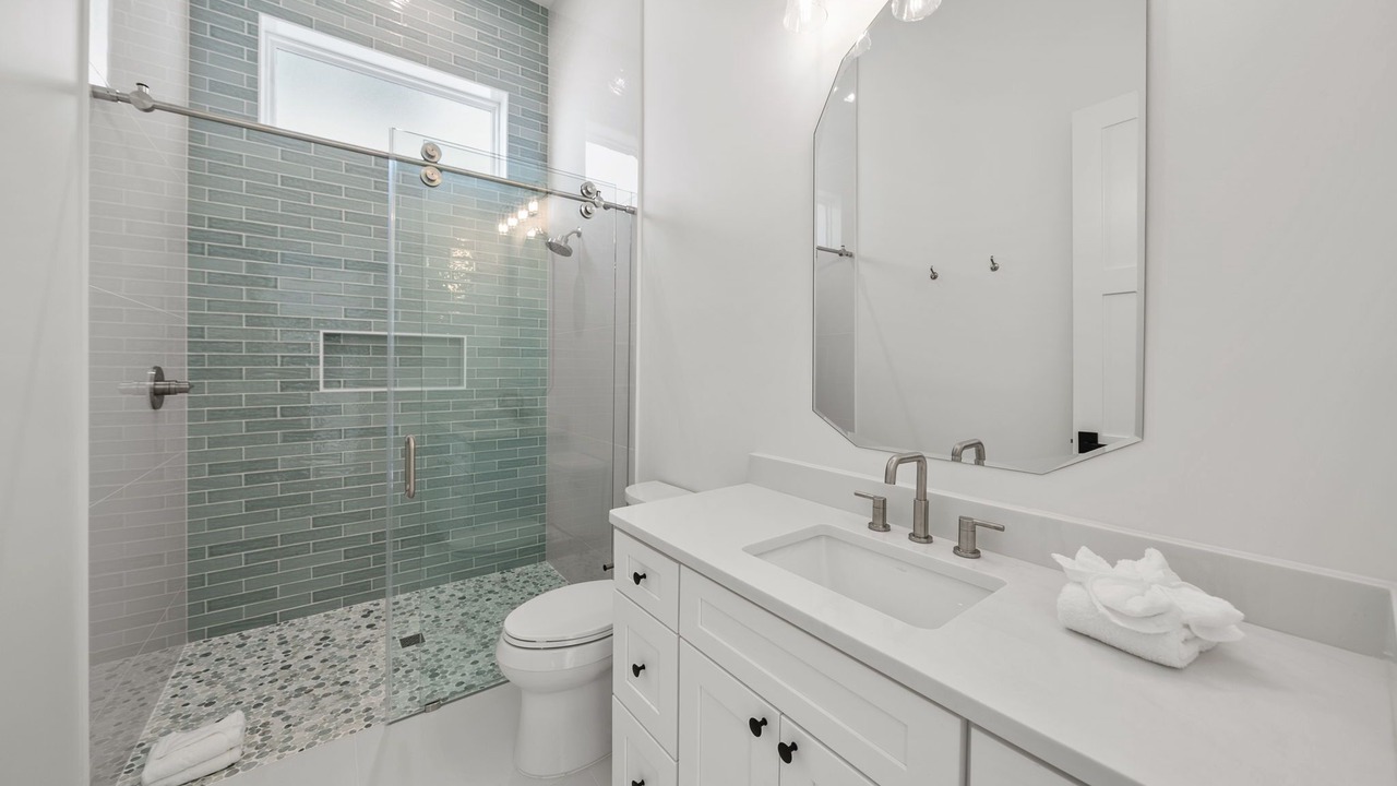 Photo of Bathroom in Biltmore Beach