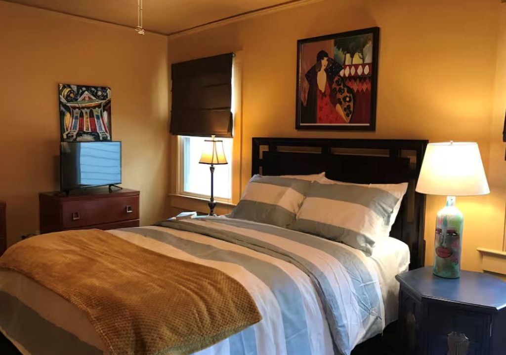 Photo of Bedroom in Mid City South