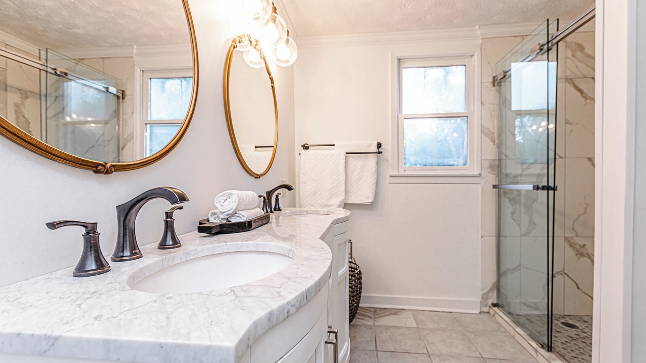 Photo of Bathroom in Fondren