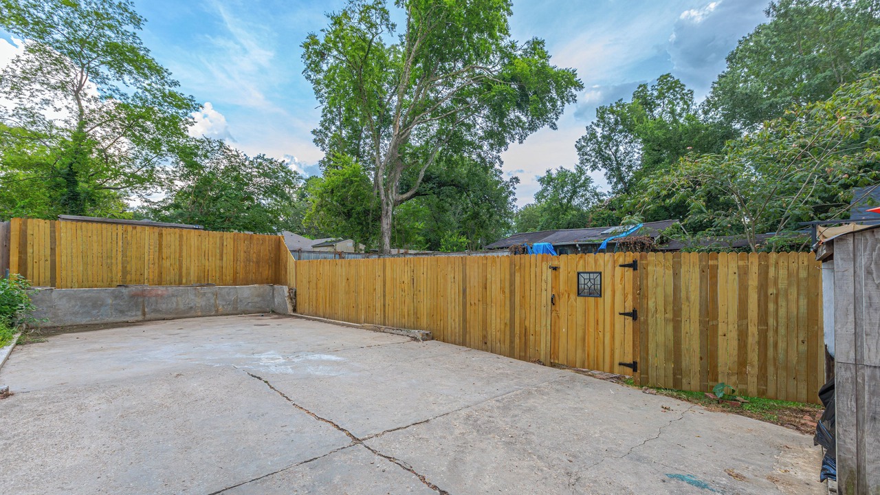 Photo of Outdoor in Fondren