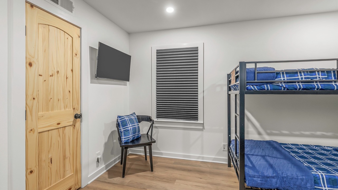 Photo of Bedroom in Shreveport