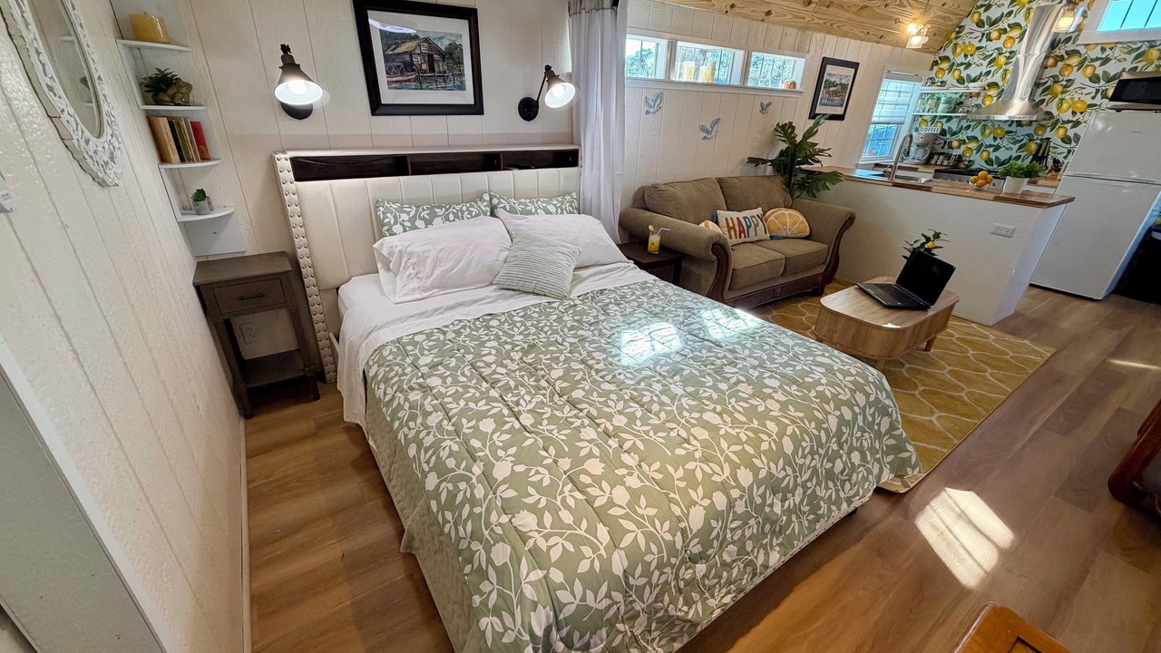 Photo of Bedroom in Homosassa