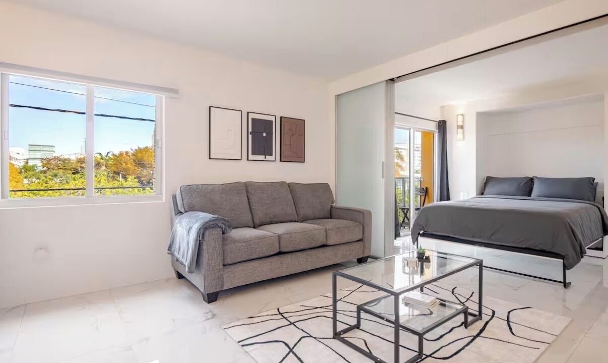 Photo of Bedroom in South Pointe