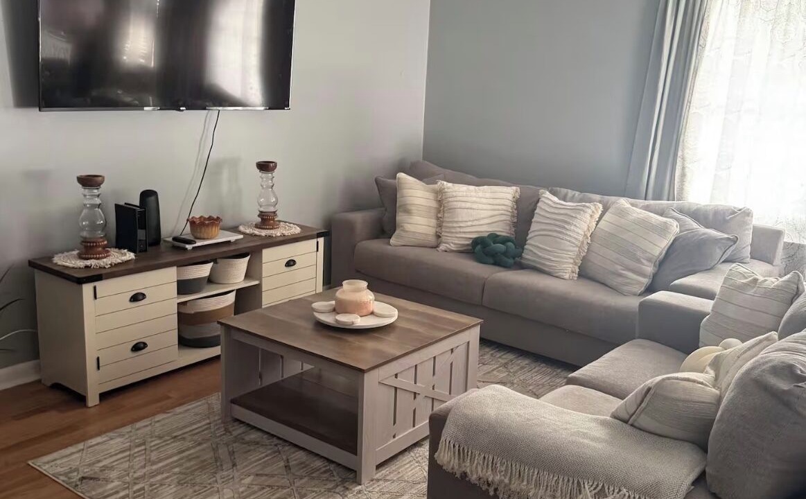 Photo of Livingroom in Indian Trails