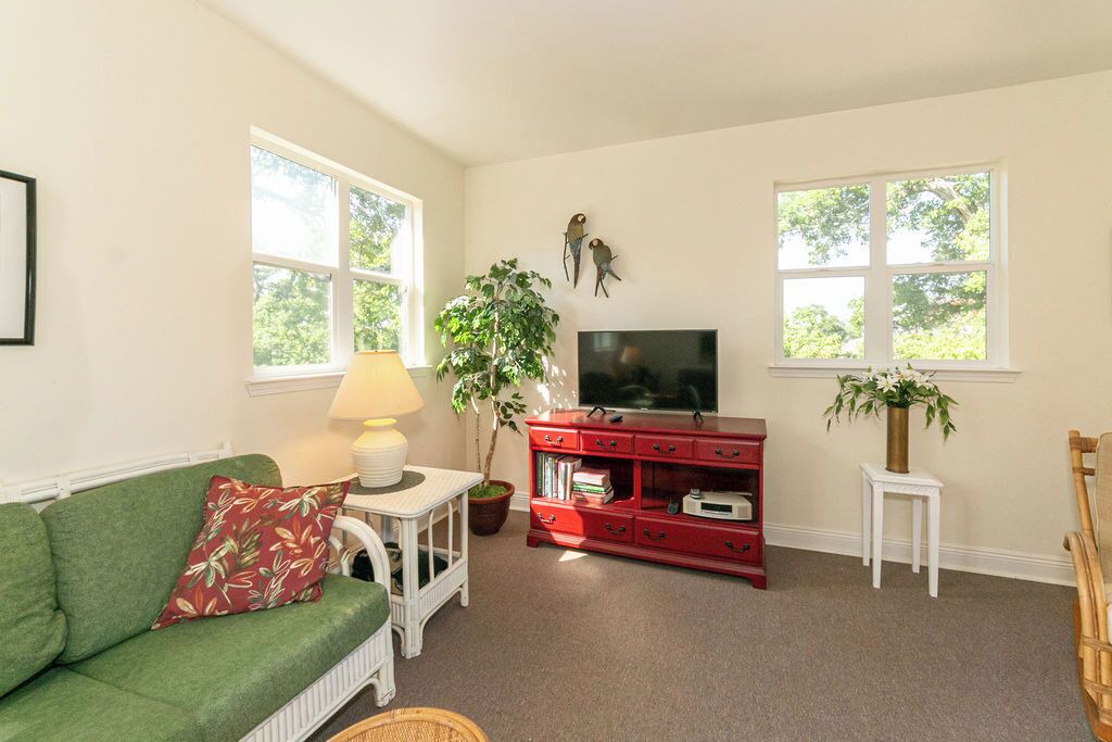 Photo of Livingroom in Waveland