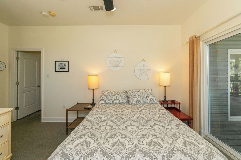 Photo of Bedroom in Waveland