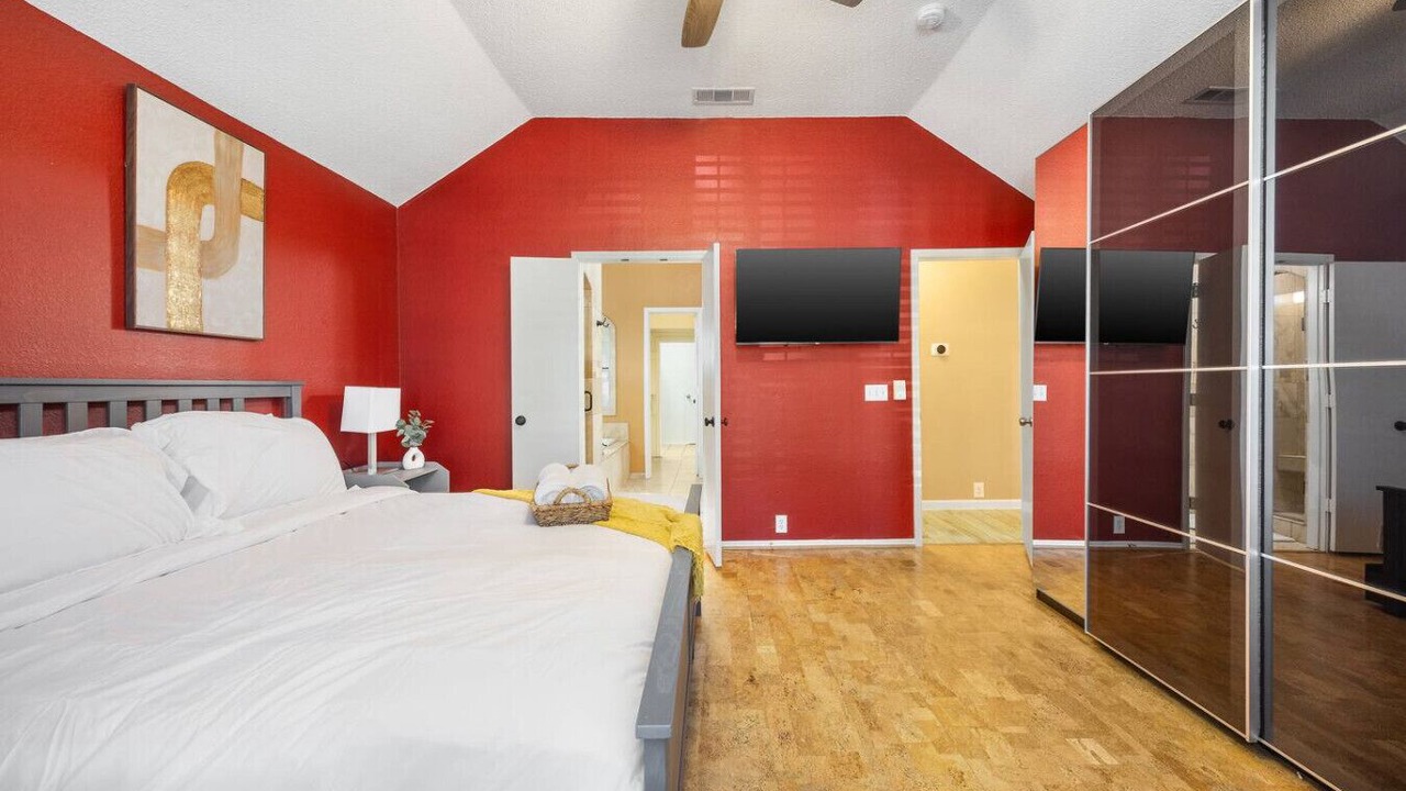 Photo of Bedroom in Allen