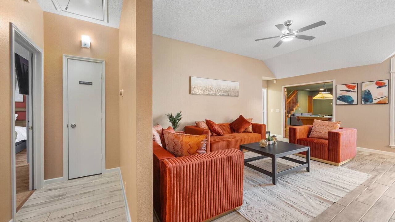 Photo of Livingroom in Allen